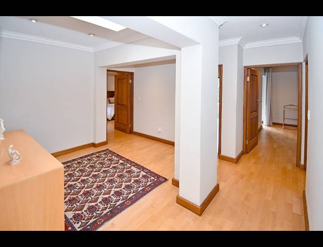 4 BEDROOM HOUSE FOR SALE IN KENSINGTON